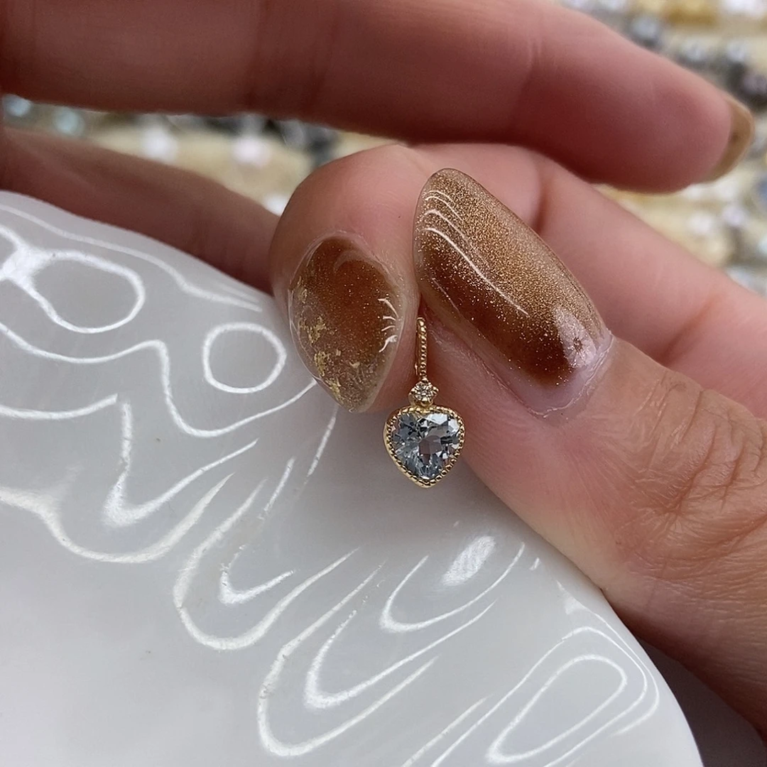海蓝宝石18K金镶嵌吊坠(不含链)