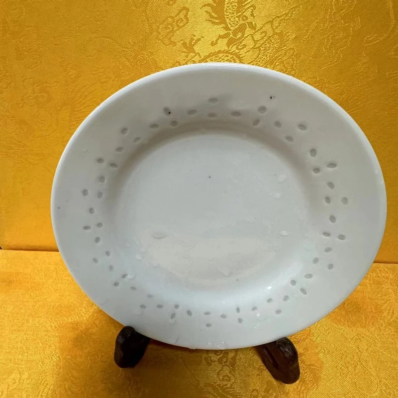 {微瑕慎拍}（两片）景德镇陶瓷复古15公分白玲珑盘