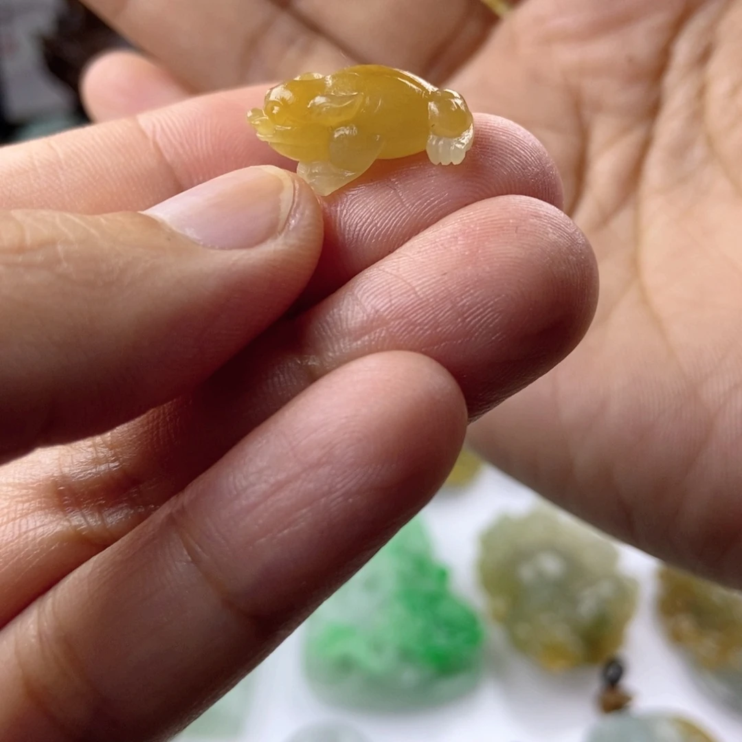 定制翡翠未镶嵌定制翡翠