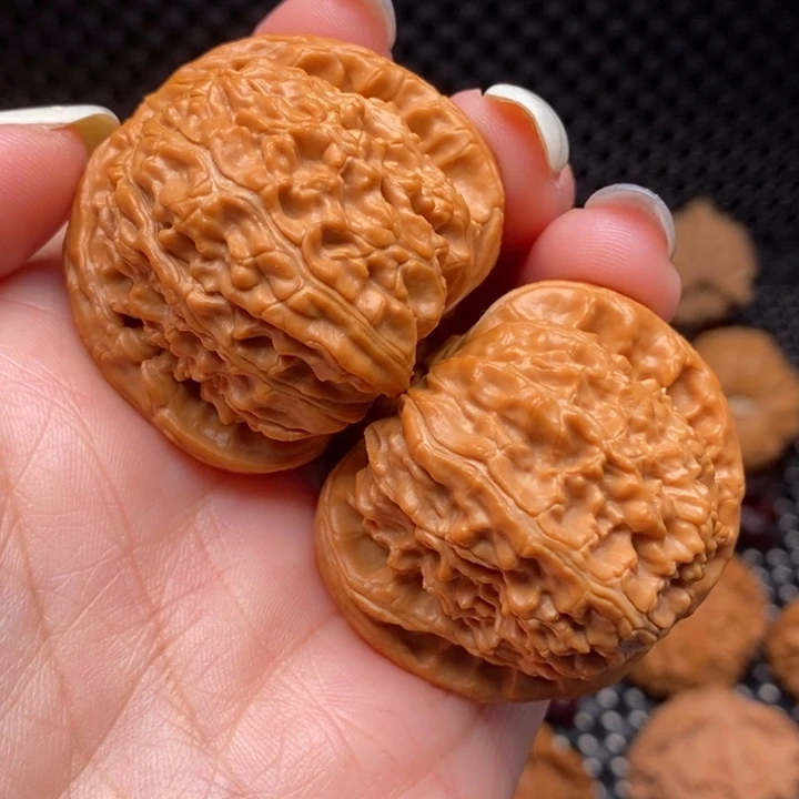 文玩核桃吊坠8白狮子41:5