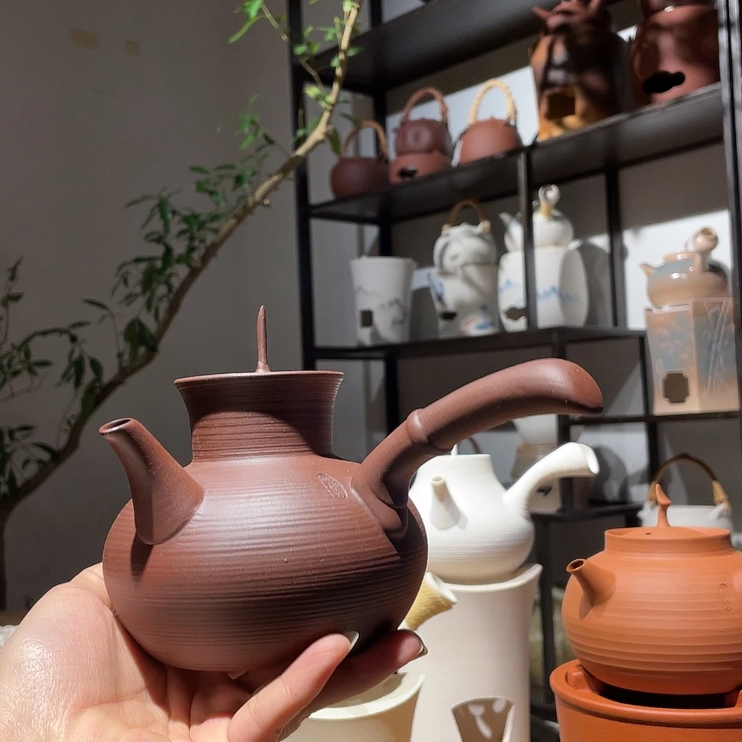 ****二550ml宝瓶原矿紫泥壶