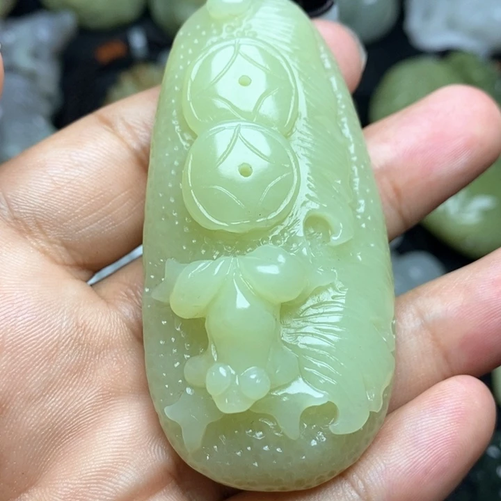 颈饰未镶嵌和田玉