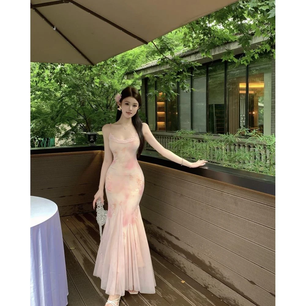 美式小众别致绝美假日碎花修身吊带连衣裙气质显瘦网纱长裙女夏季