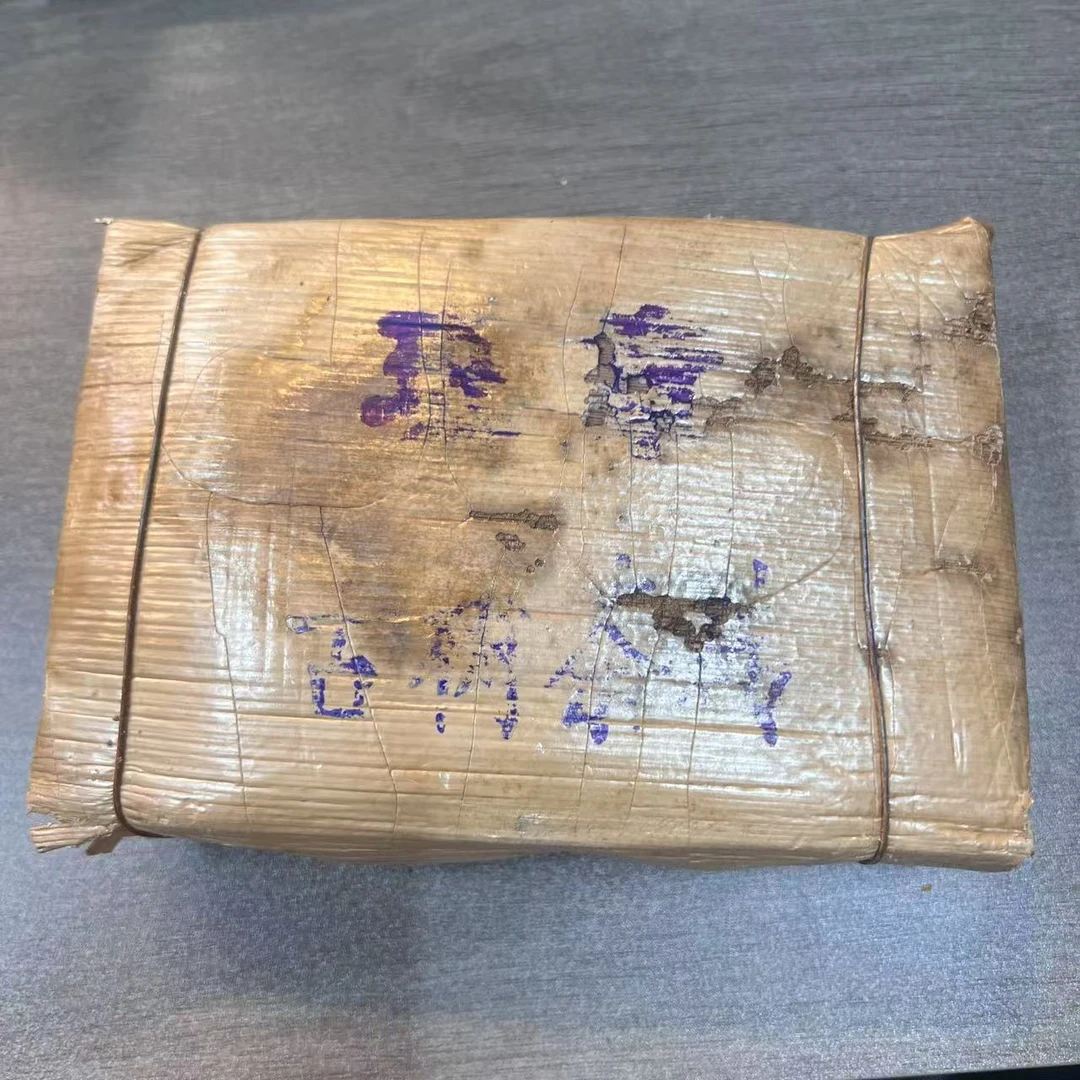 LG266-76老生砖 生茶500g