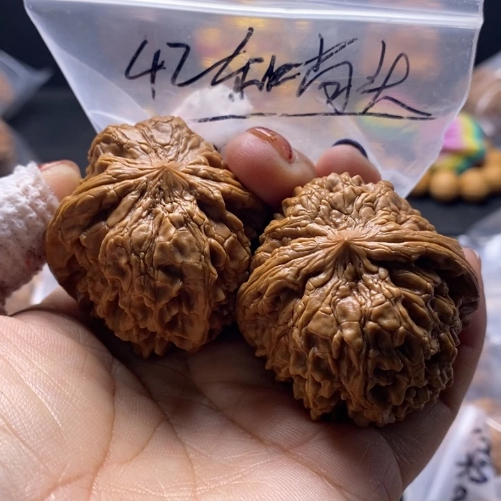 吊坠文玩核桃和尚头