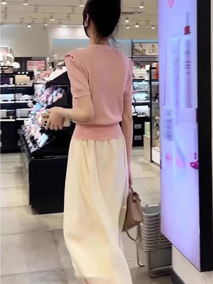 今年流行套装裙夏季2025新款小个子韩系气质穿搭上衣裙子两件套