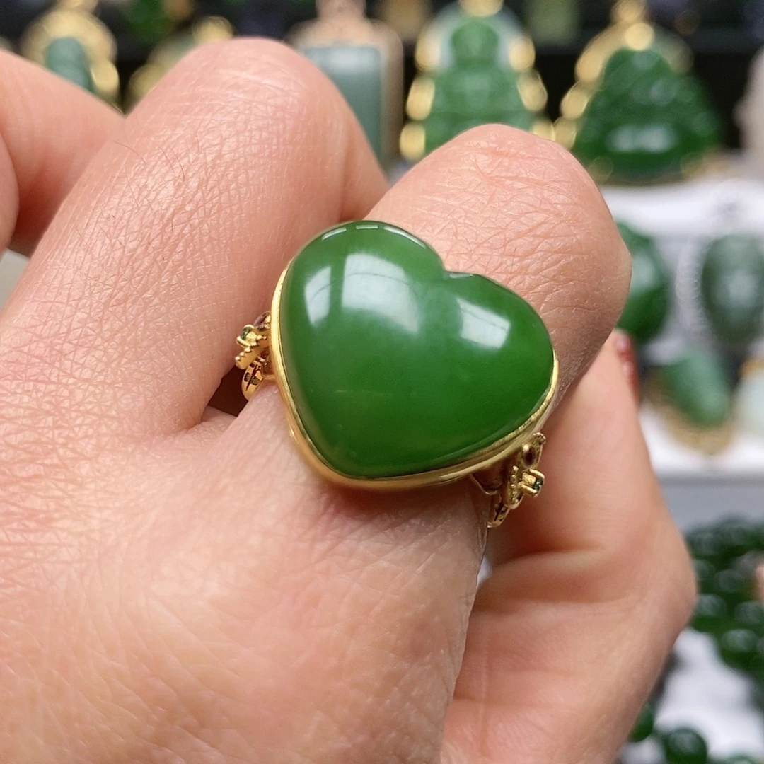 和田玉颈饰18K金镶嵌