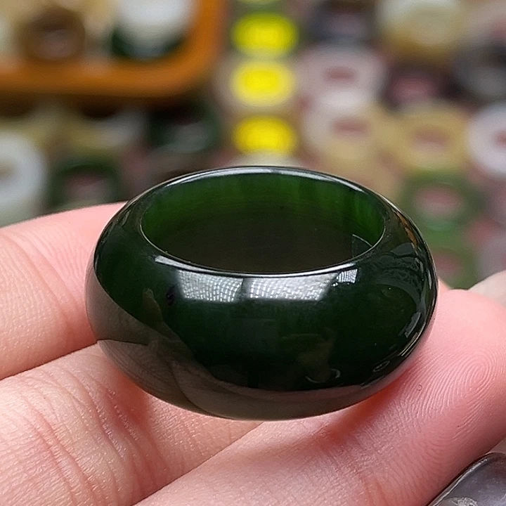 花***龙和田玉未镶嵌戒指