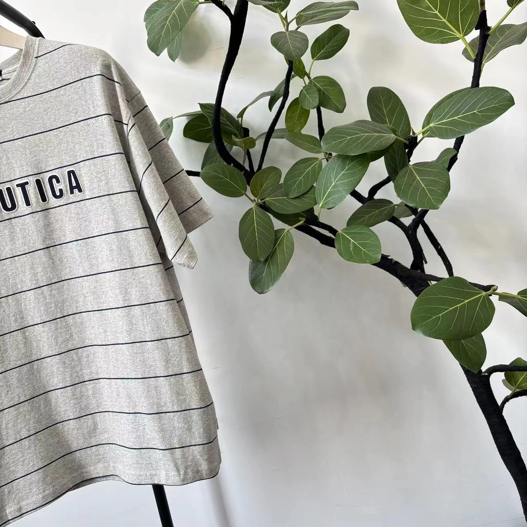 T-27【FC】25新款男士灰色水洗条纹字母刺绣贴布短袖T 12117