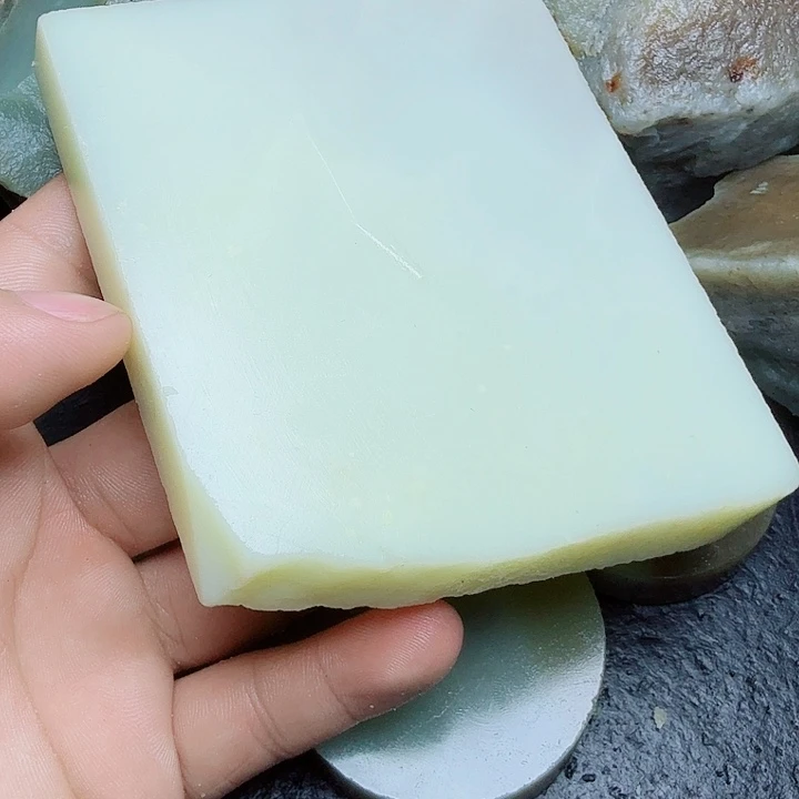 .***生未镶嵌和田玉（糖玉）珠宝奇石