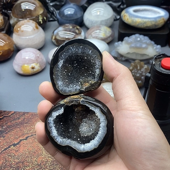 尚***品水晶摆件未镶嵌奇特晶花盆