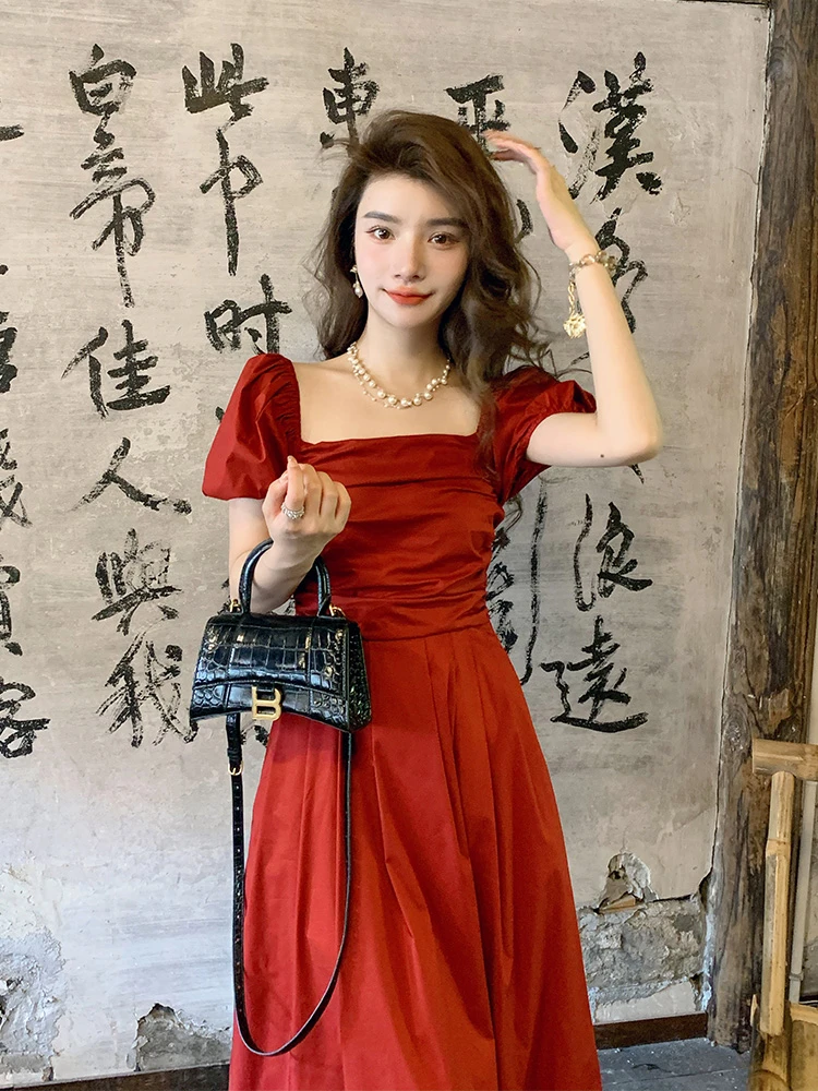 薇宝儿塔塔-2024年原创新款显瘦收腰连衣裙-26731T