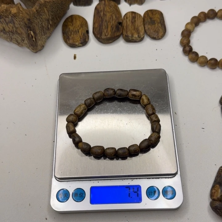 川***楠木奇楠树钉手串7.4克