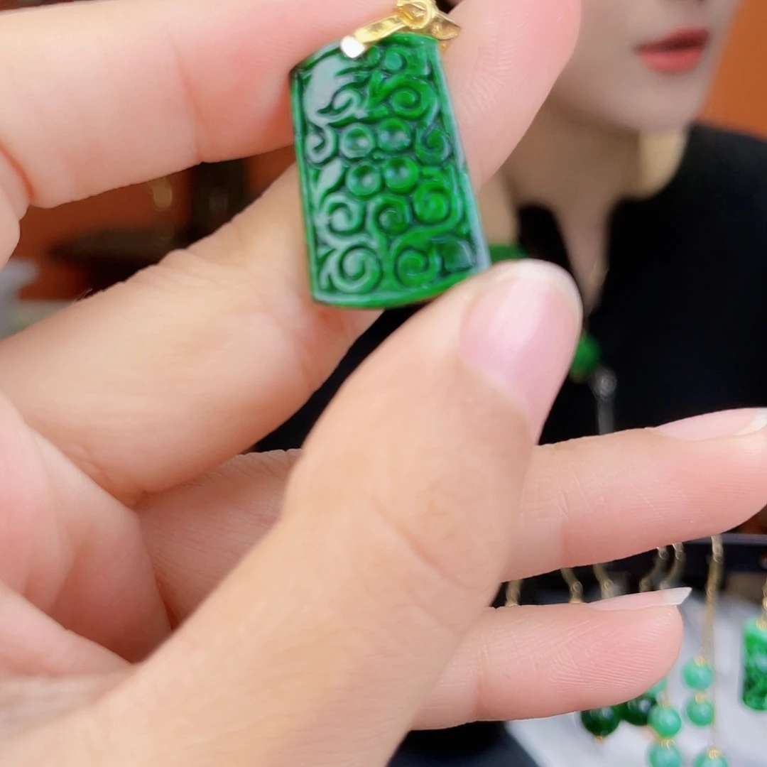 翡翠未镶嵌耳饰饰品