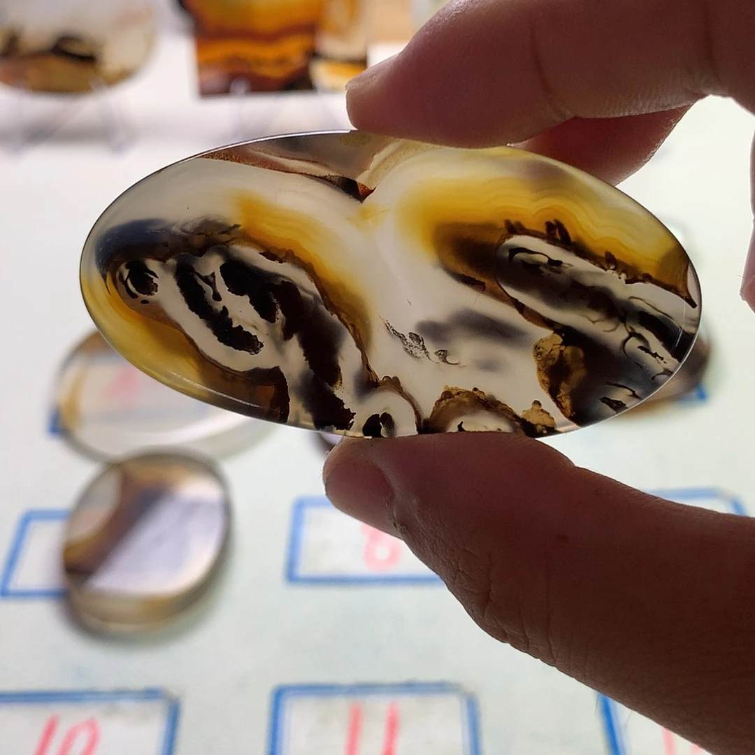 玛瑙/玉髓未镶嵌珠宝半成品