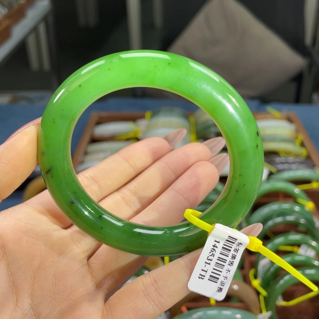 未镶嵌手镯和田玉口径55