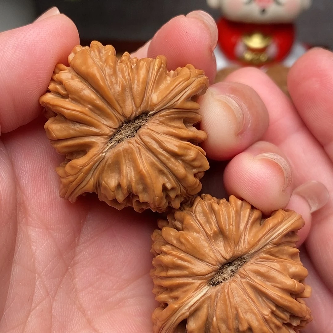 文玩核桃把件40全品绝配四座楼