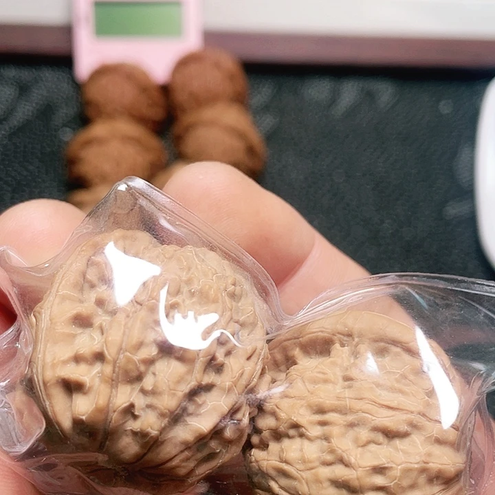 文玩核桃吊坠葡***时元宝