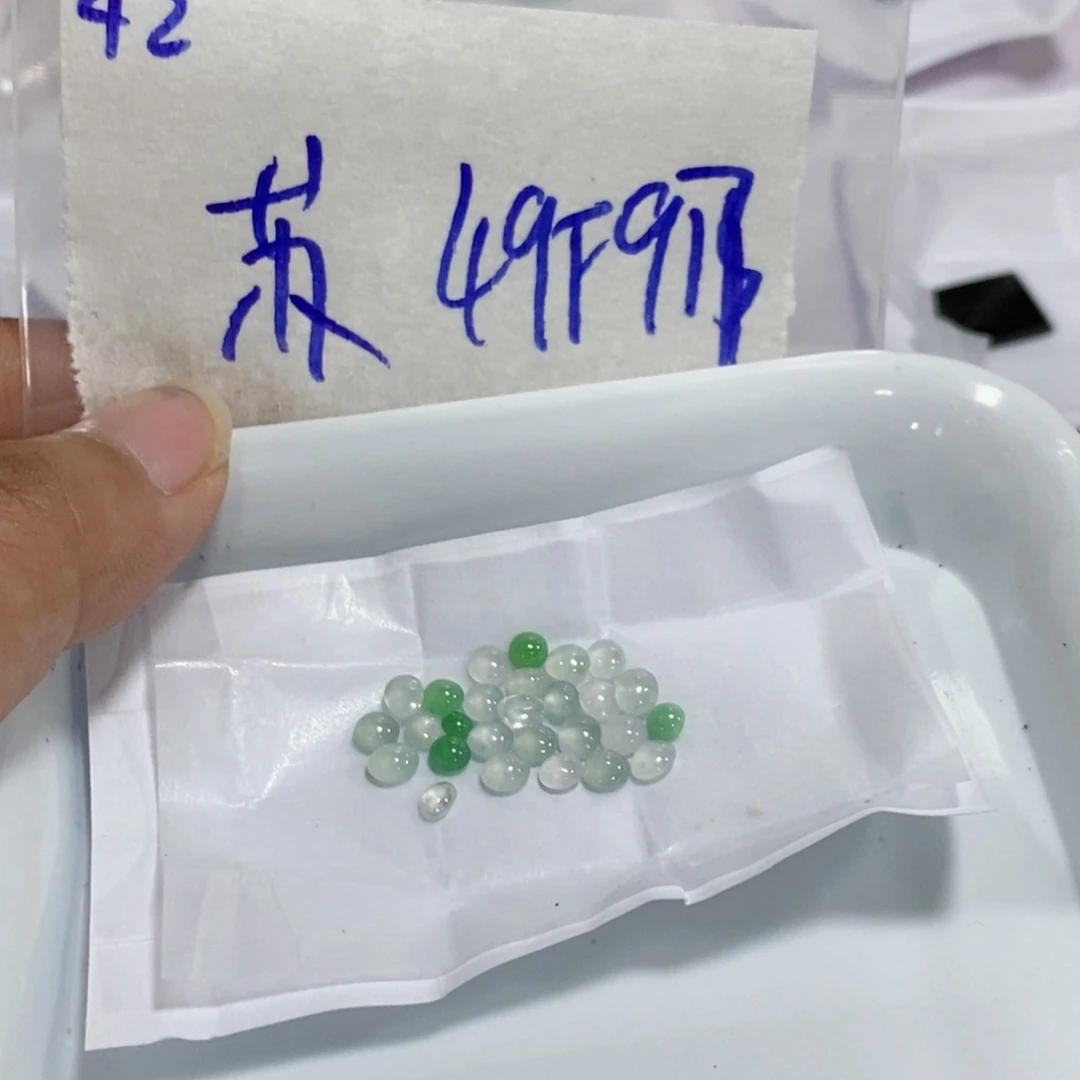 &***岗未镶嵌定制翡翠不