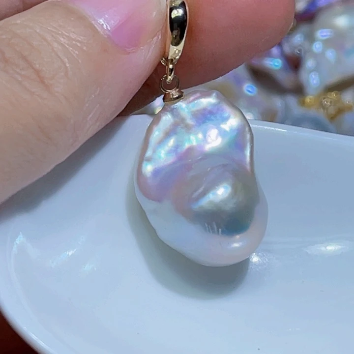 颈饰未镶嵌淡水珍珠