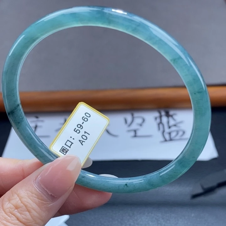 翡翠未镶嵌手镯翡翠手镯143