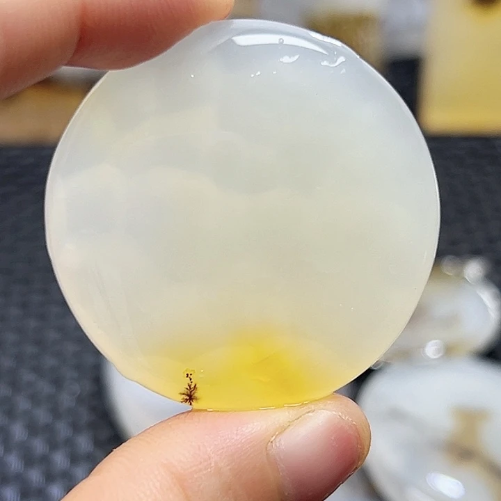 玛瑙/玉髓未镶嵌珠宝半成品