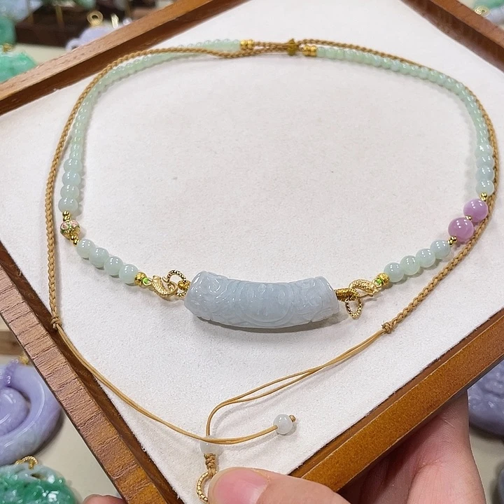 翡翠未镶嵌颈饰翡翠吊坠