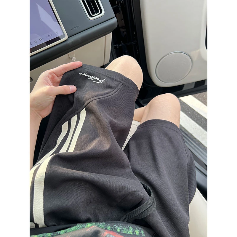 2025夏宽松裤子侧边条纹5分裤潮男美式运动短裤时尚字母刺绣中裤
