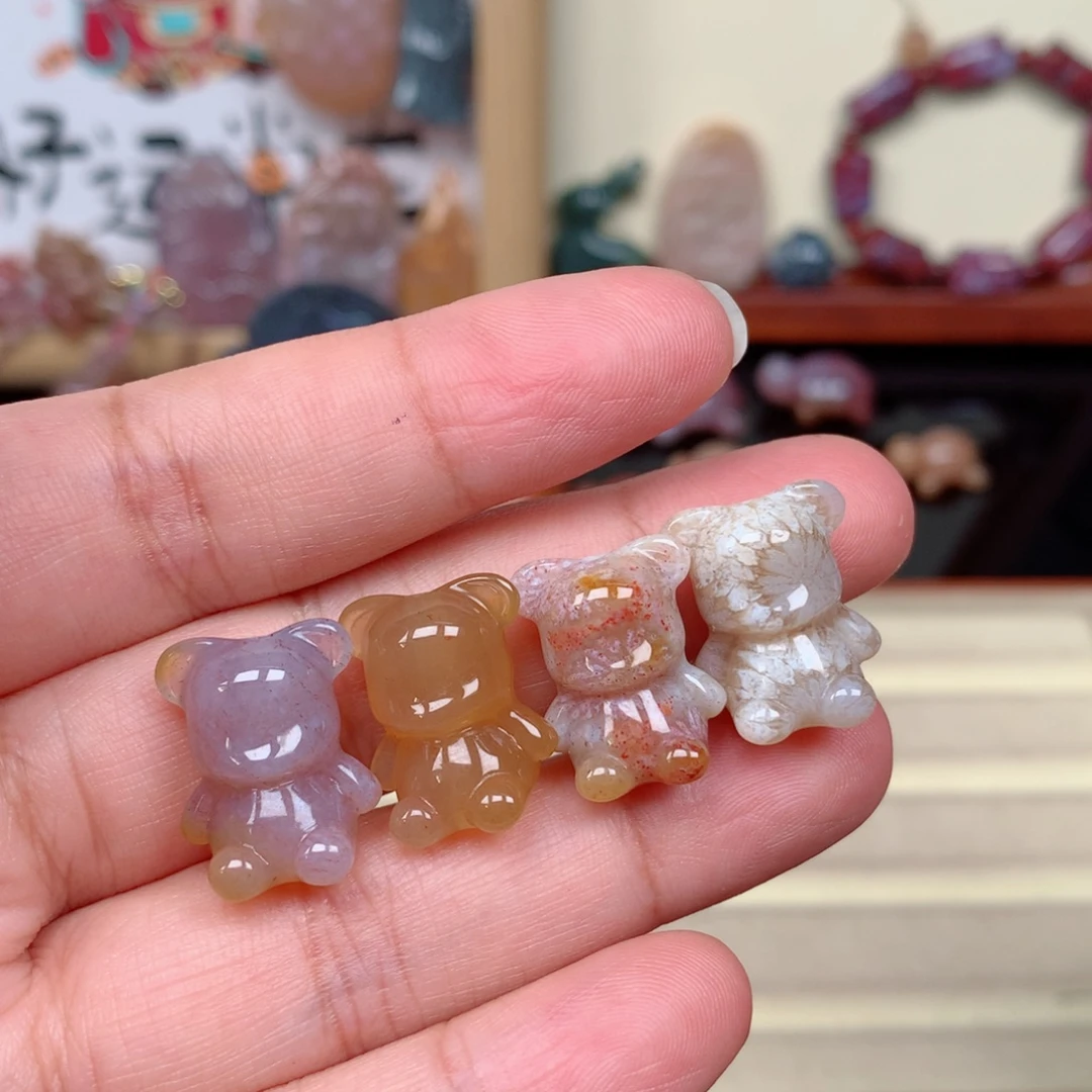 硅化玉未镶嵌颈饰