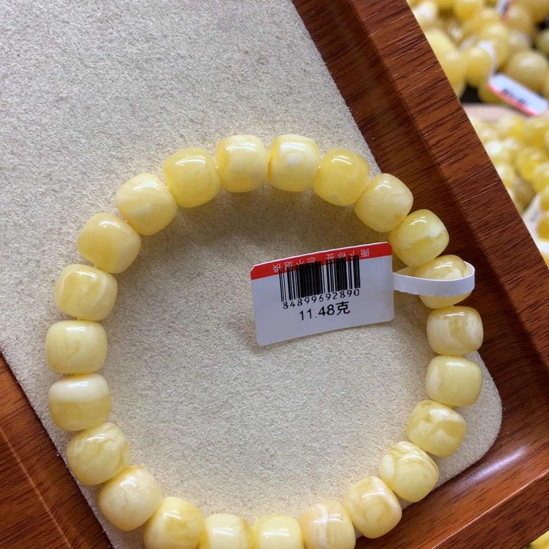 蜜蜡手链未镶嵌顺***?蜜蜡