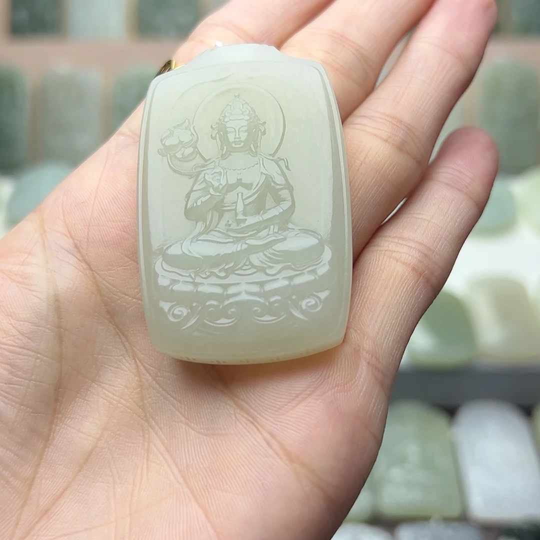 和田玉未镶嵌颈饰