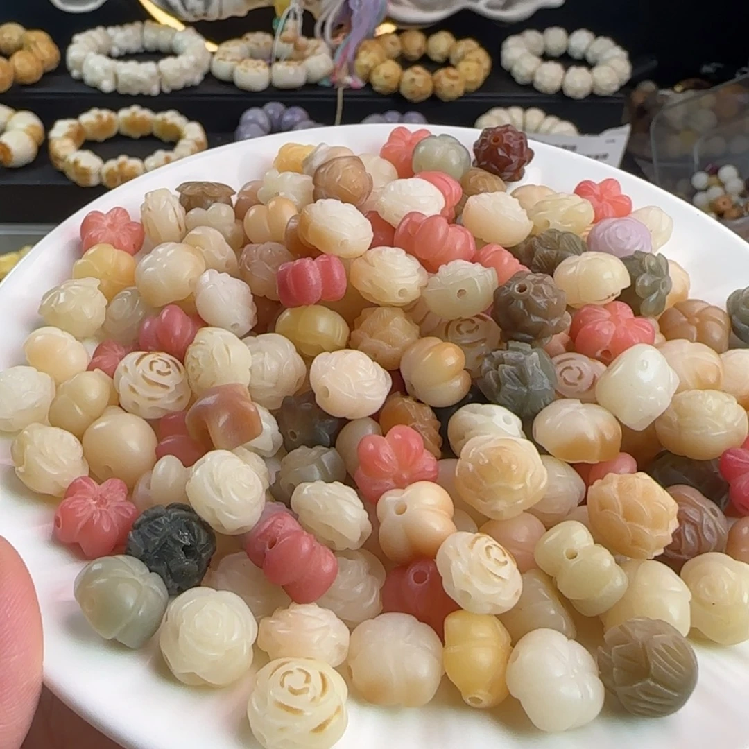 吊坠菩提根/象牙果卡12各种花100颗