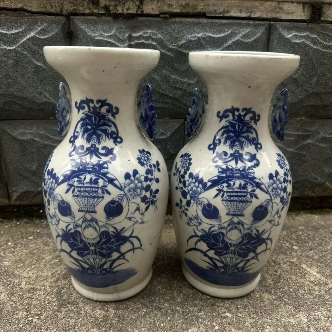 青花双耳梅瓶陶瓷瓶10