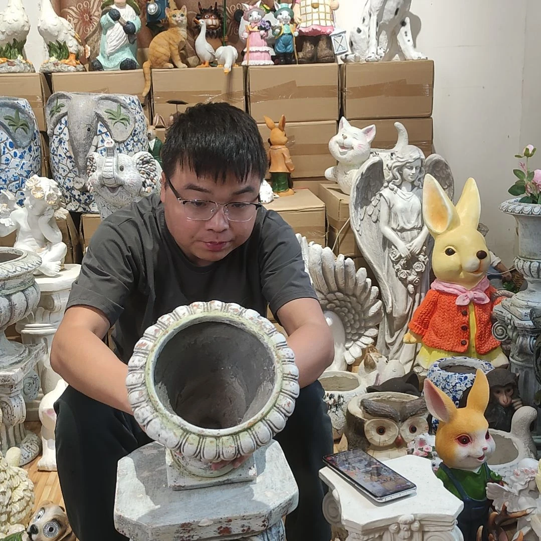 合成树脂25厘米罗马花盆摆件