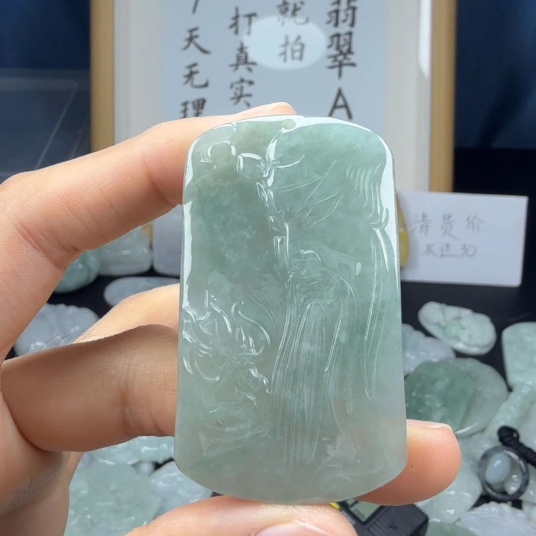 颈饰未镶嵌翡翠翡翠