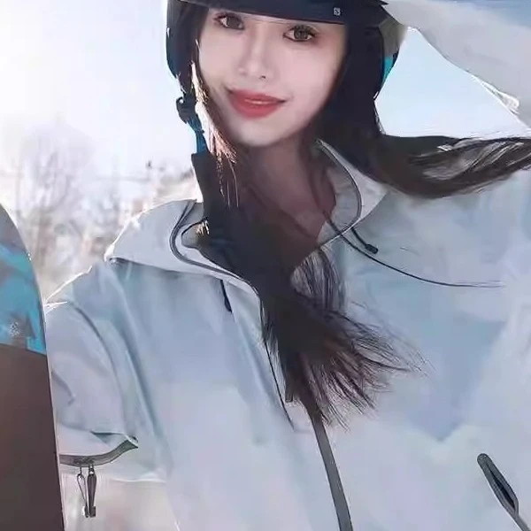 鸟家同款户外时尚情侣单层冲锋衣防风装备防水徒步登山女款装备