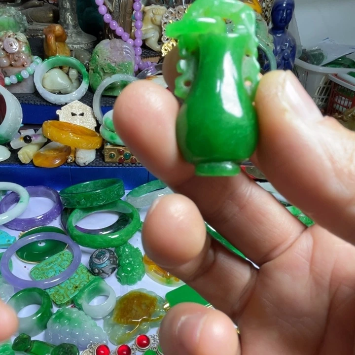 滴血莲花菩提吊坠