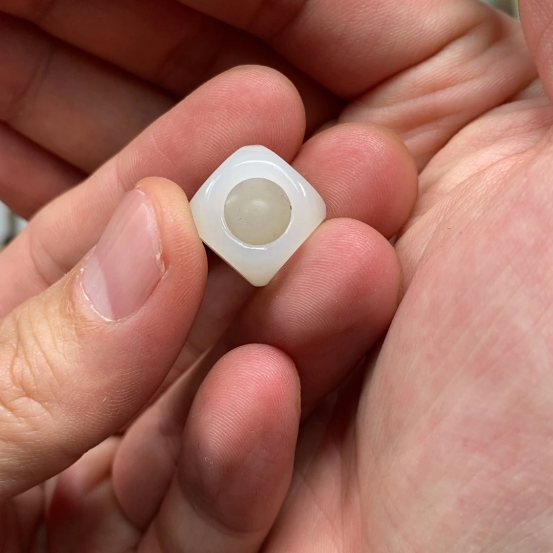 和田玉吊坠(赠链)未镶嵌?***拙和田玉方块吊坠