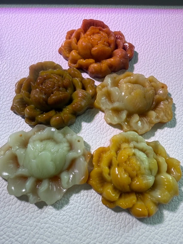 中国风创意多色牡丹花