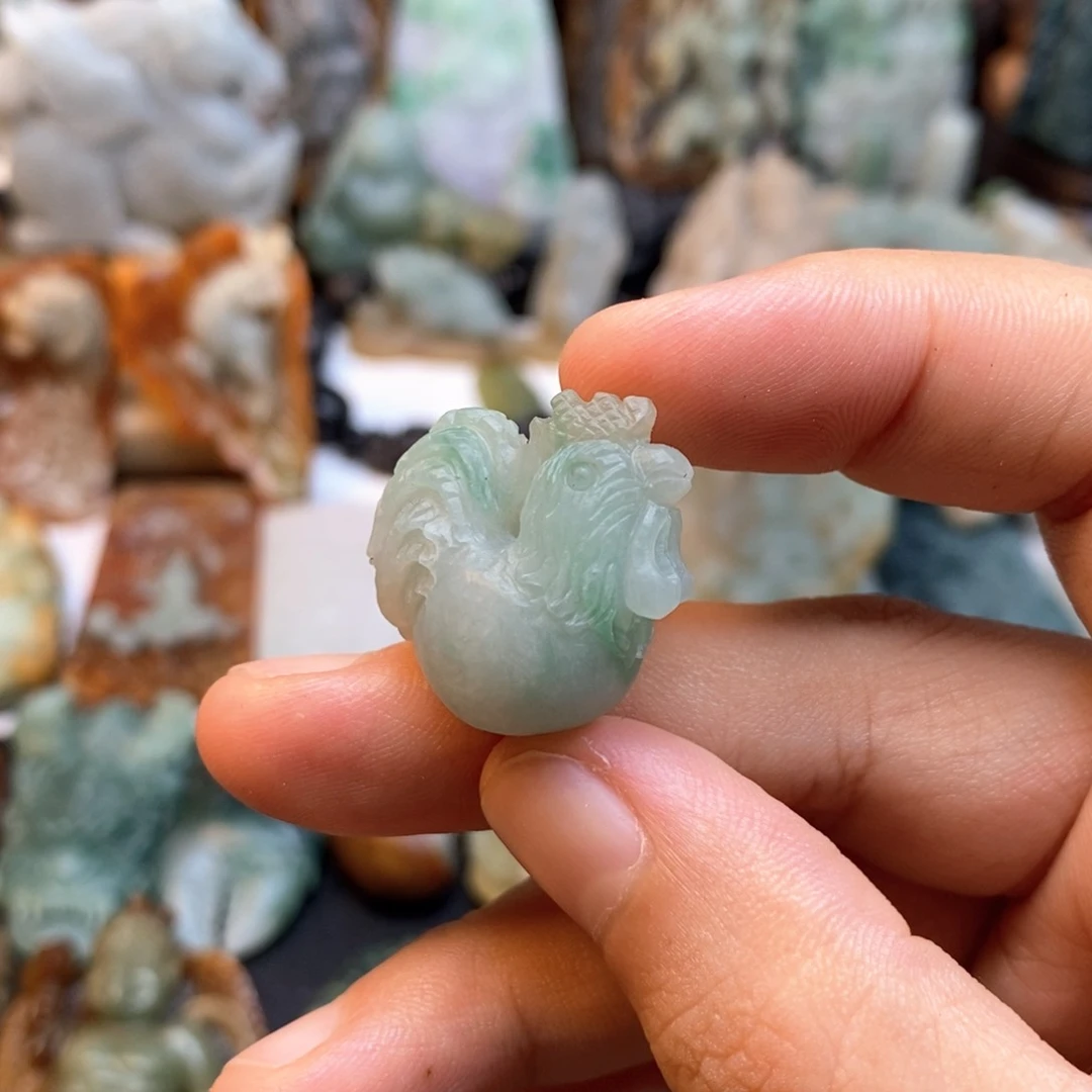 定制翡翠未镶嵌特色a货翡翠