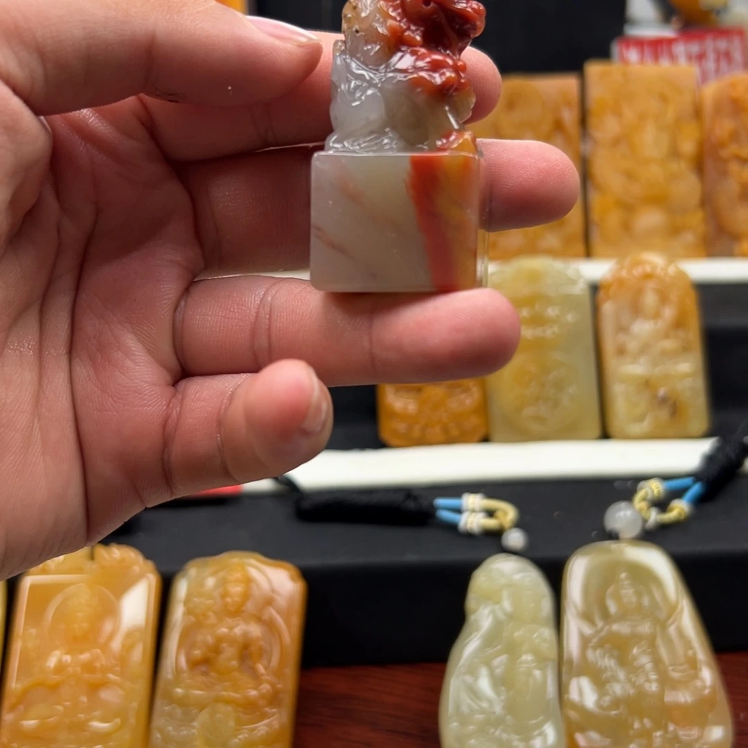 石英质玉（黄龙玉）未镶嵌多样性发货，发其一