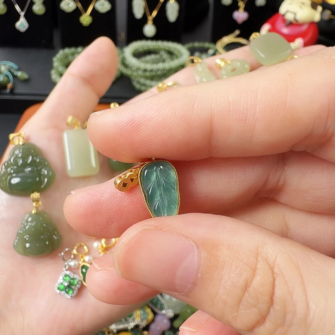 和田玉银S925镶嵌颈饰