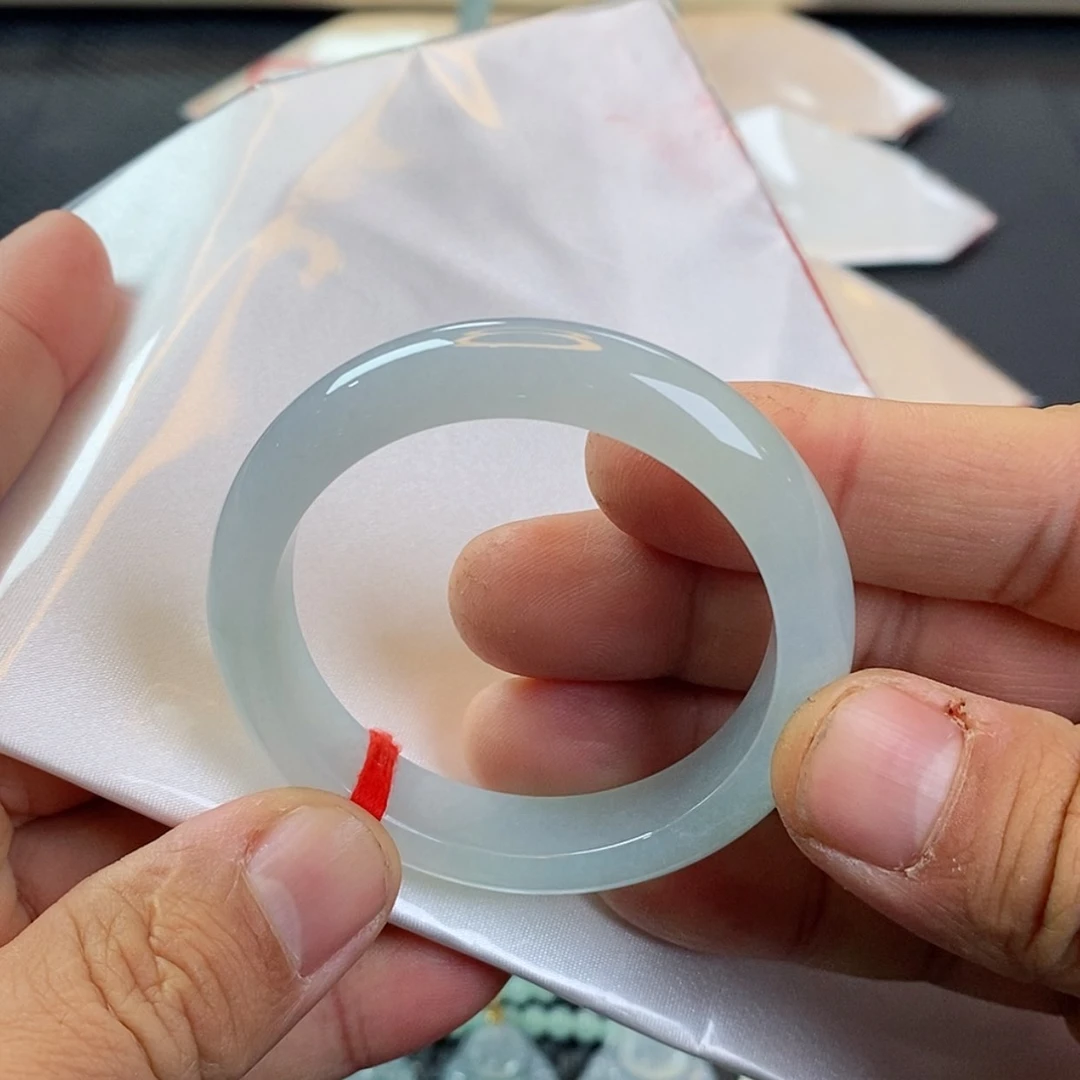【闪购商品】未镶嵌手镯翡翠