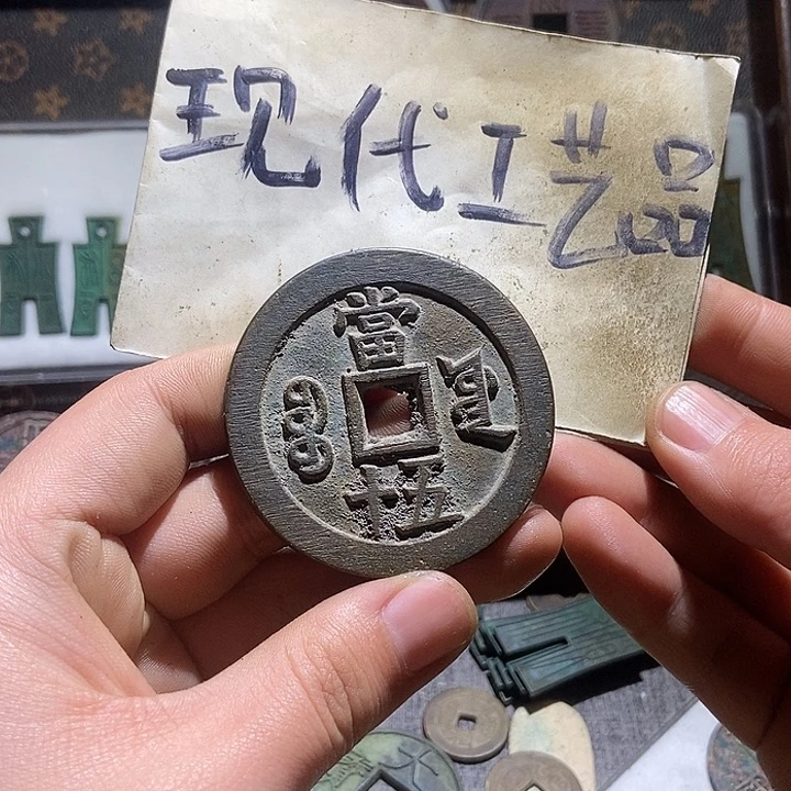 铜苦**金现代翻砂制作工艺品