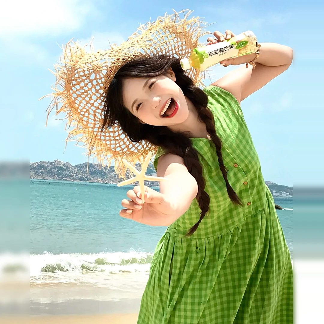 无袖绿色连衣裙子女夏季2025新款夏天的海边度假风衬衫长裙4208