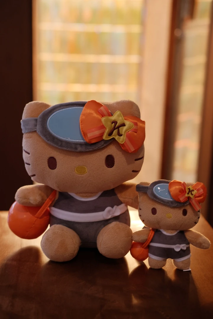 【韩版正品】三丽鸥helloKitty济州岛限定海女黑皮Kitty挂件公仔