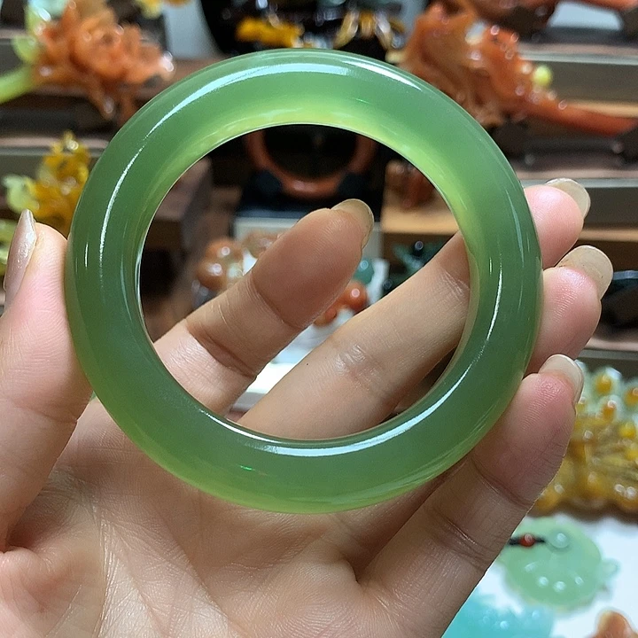 二***。蛇纹石玉合金手镯
