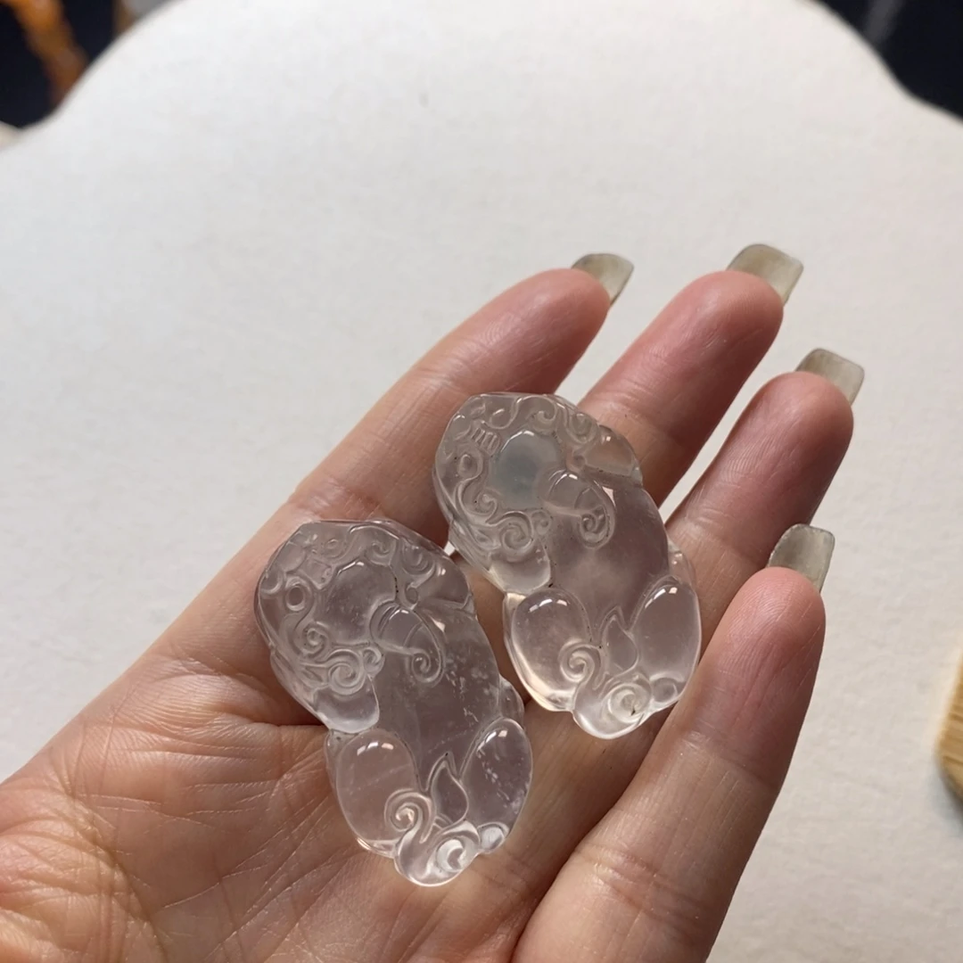 石英质玉未镶嵌颈饰特价不退换