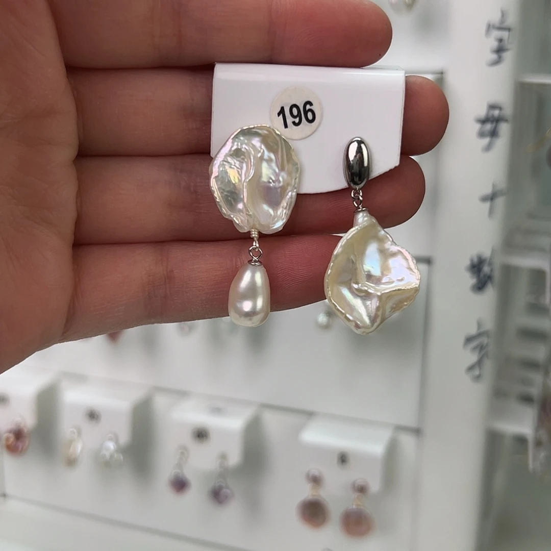 非金属巴洛克花瓣耳饰