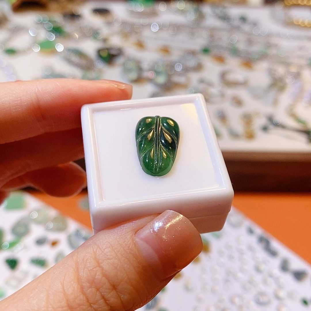 翡翠裸石翡翠裸石